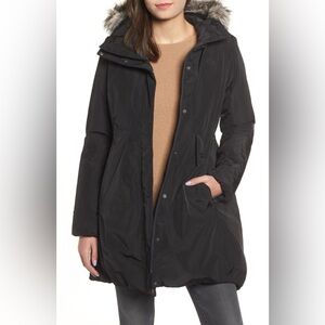The North Face Women's Transarctic Mama Down Parka (Black Puffer Coat)